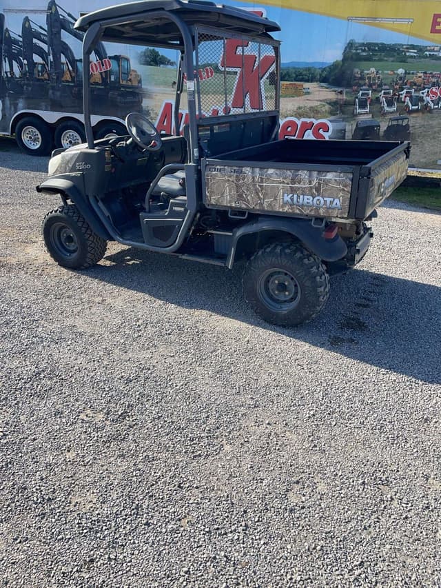 Image of Kubota RTV-X900 equipment image 4