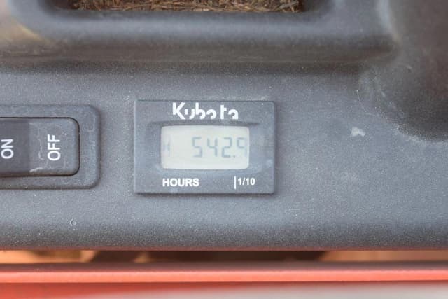 Image of Kubota Z121S equipment image 4