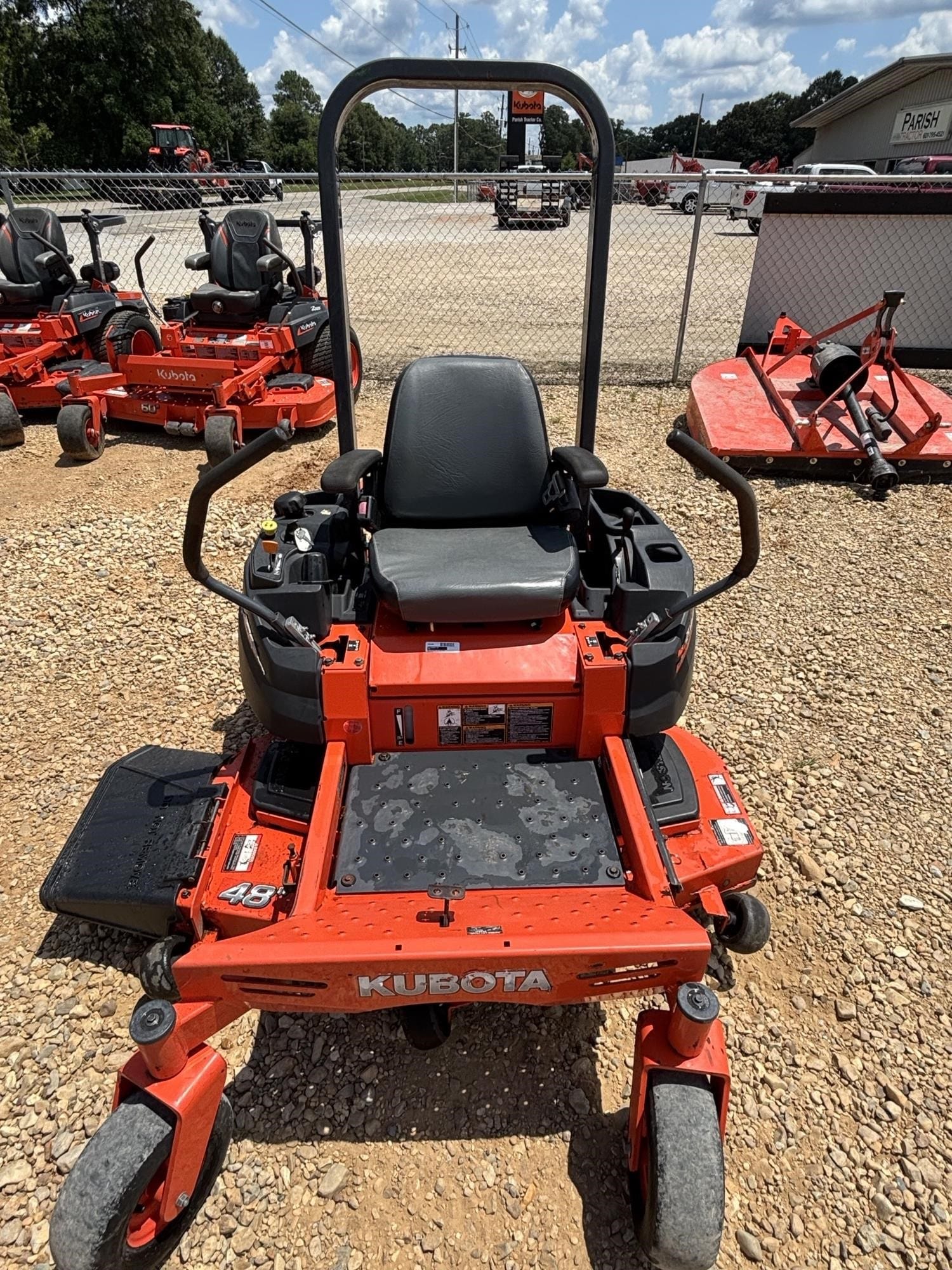 2018 Kubota Z122E Equipment Image0