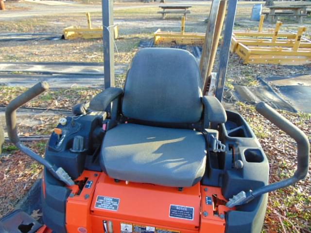 Image of Kubota Z122EBR equipment image 4