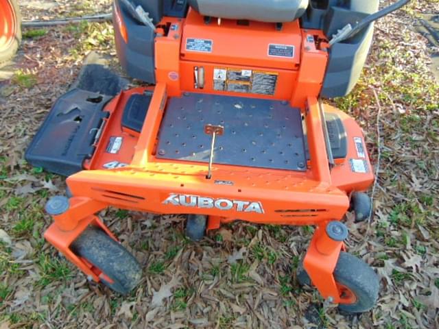 Image of Kubota Z122EBR equipment image 3