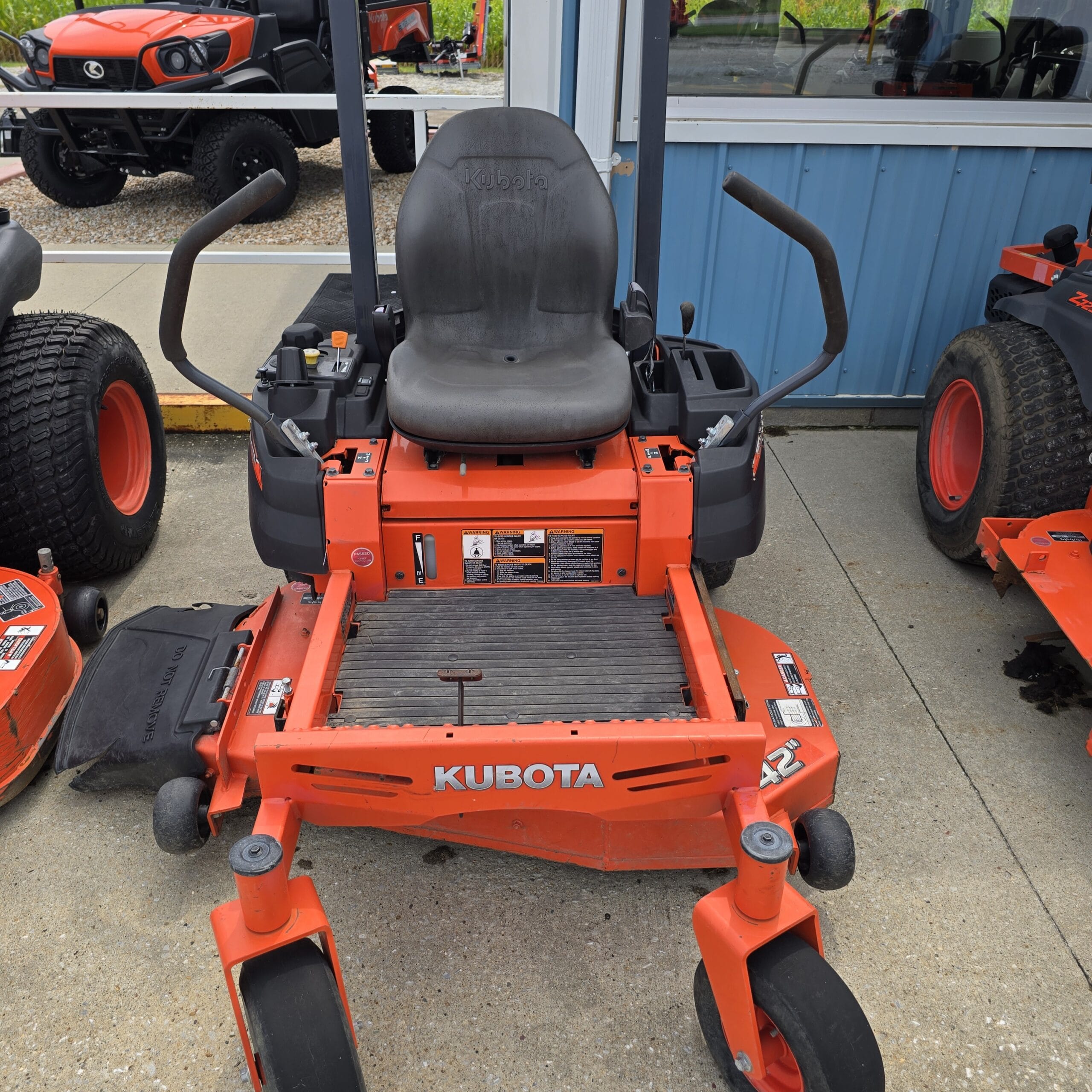 2016 Kubota Z122R Equipment Image0