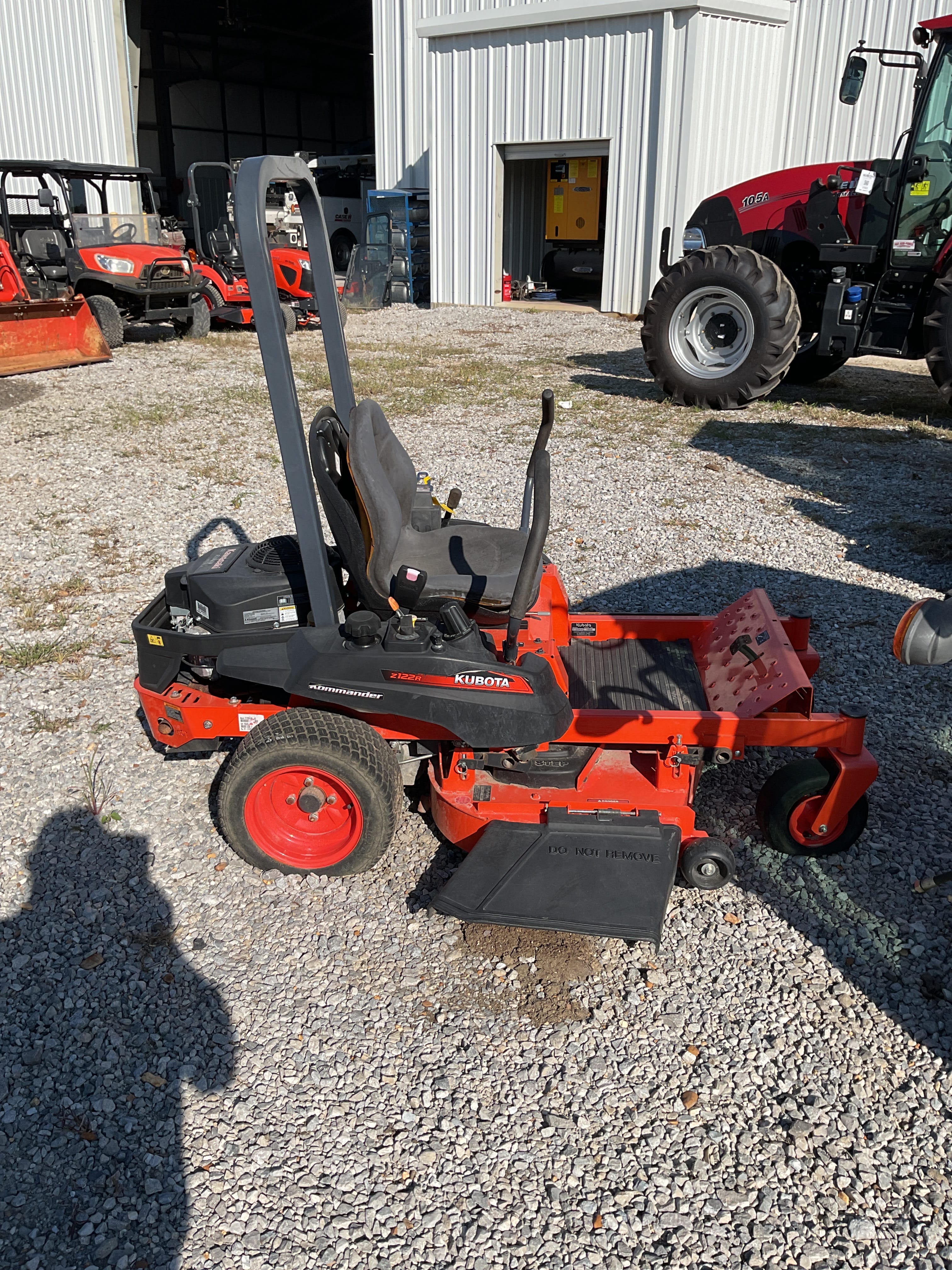 Kubota Z122 Equipment Image0