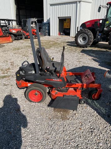 Main image Kubota Z122