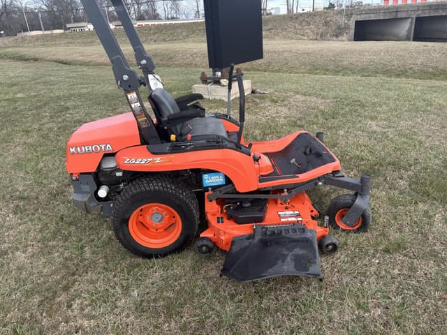Image of Kubota ZG227 equipment image 1