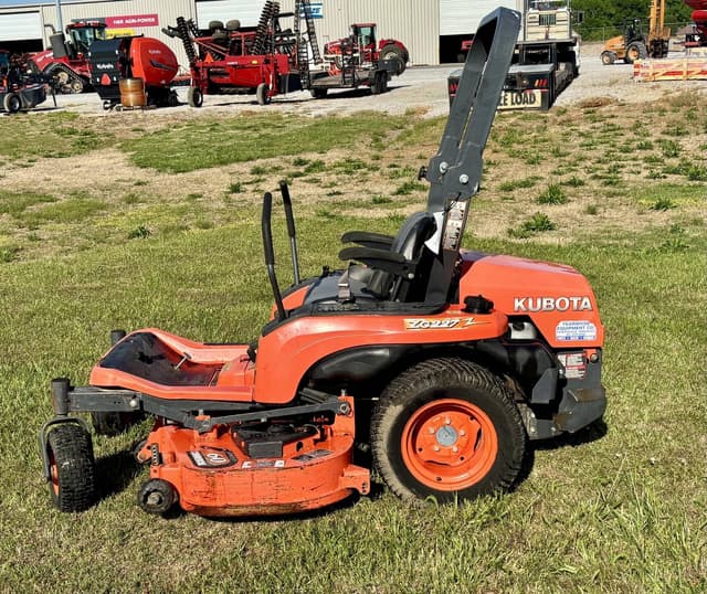 Image of Kubota ZG227L equipment image 2