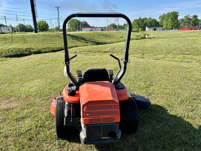 Image of Kubota ZG227L equipment image 4