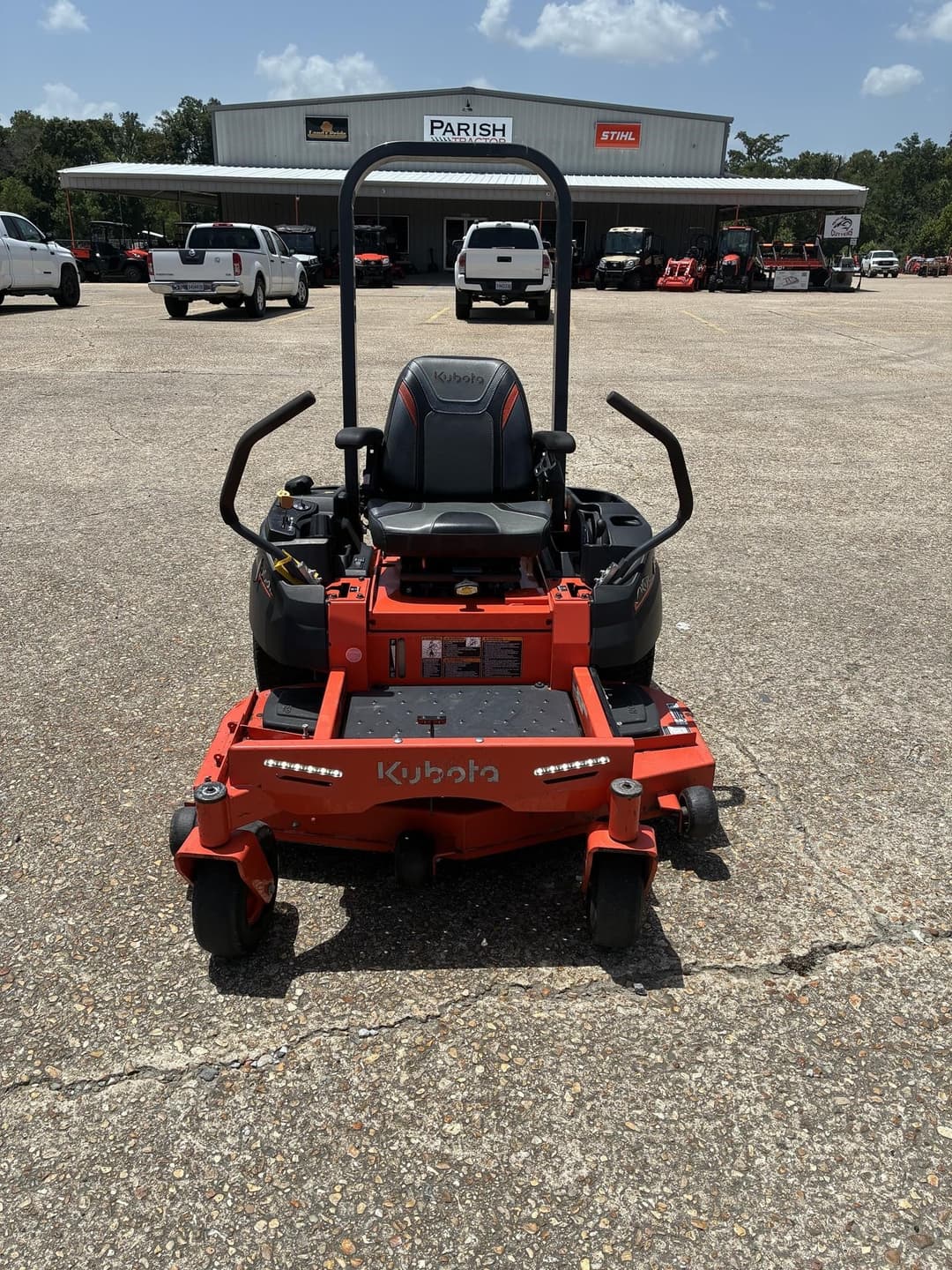 Image of Kubota Z231 Image 0