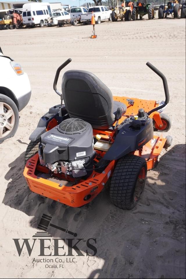 Image of Kubota Z231 equipment image 2