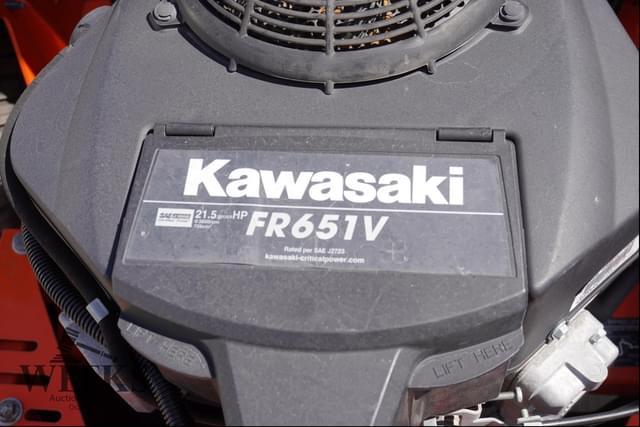 Image of Kubota Z231 equipment image 4