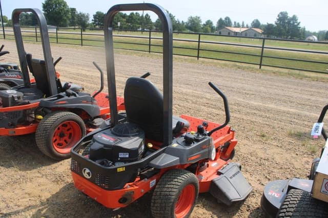 Image of Kubota Z231 equipment image 3