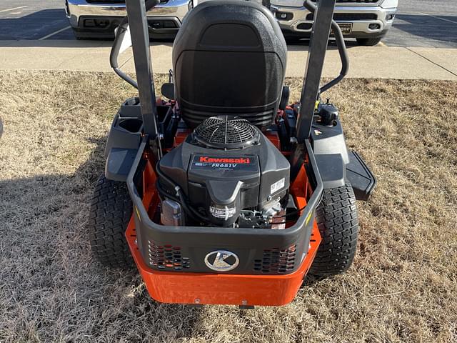 Image of Kubota Z231 equipment image 3