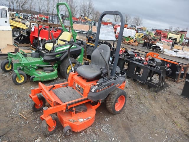 Image of Kubota Z231 equipment image 3