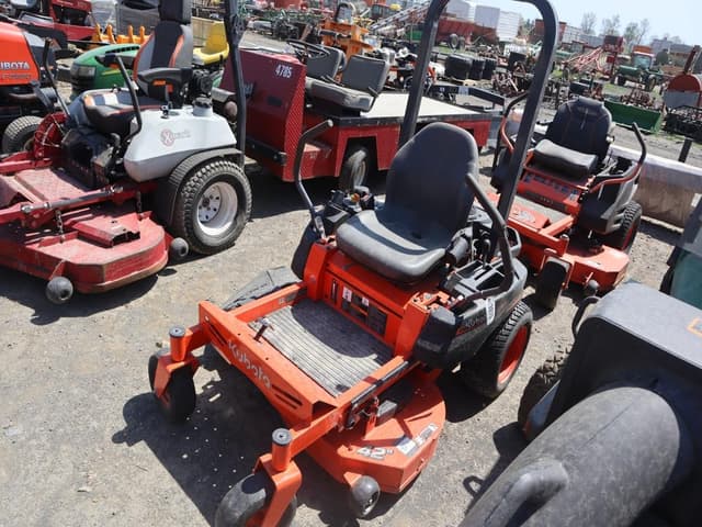 Image of Kubota Z231KW42 equipment image 3