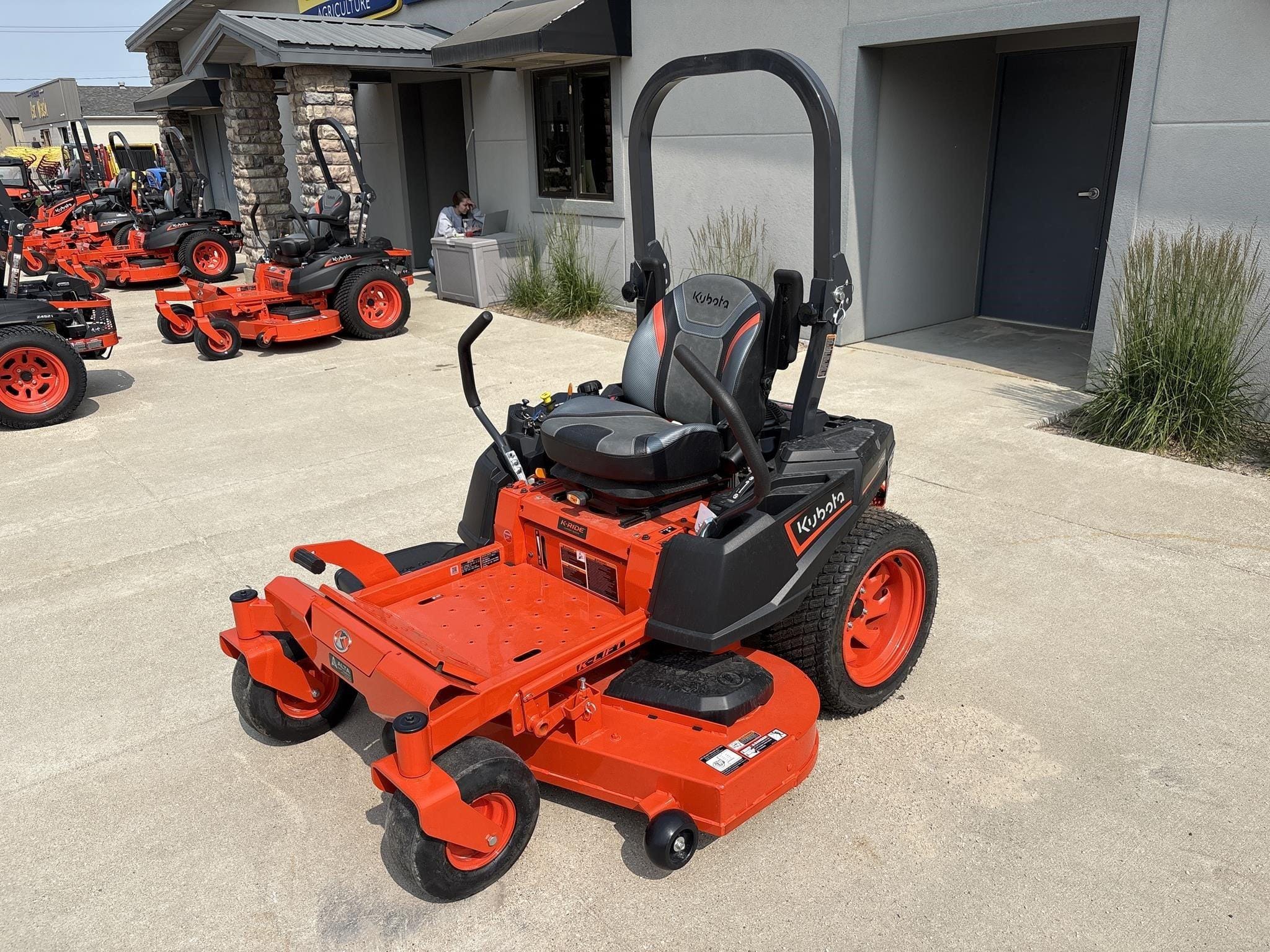 Main image Kubota Z252KW-54