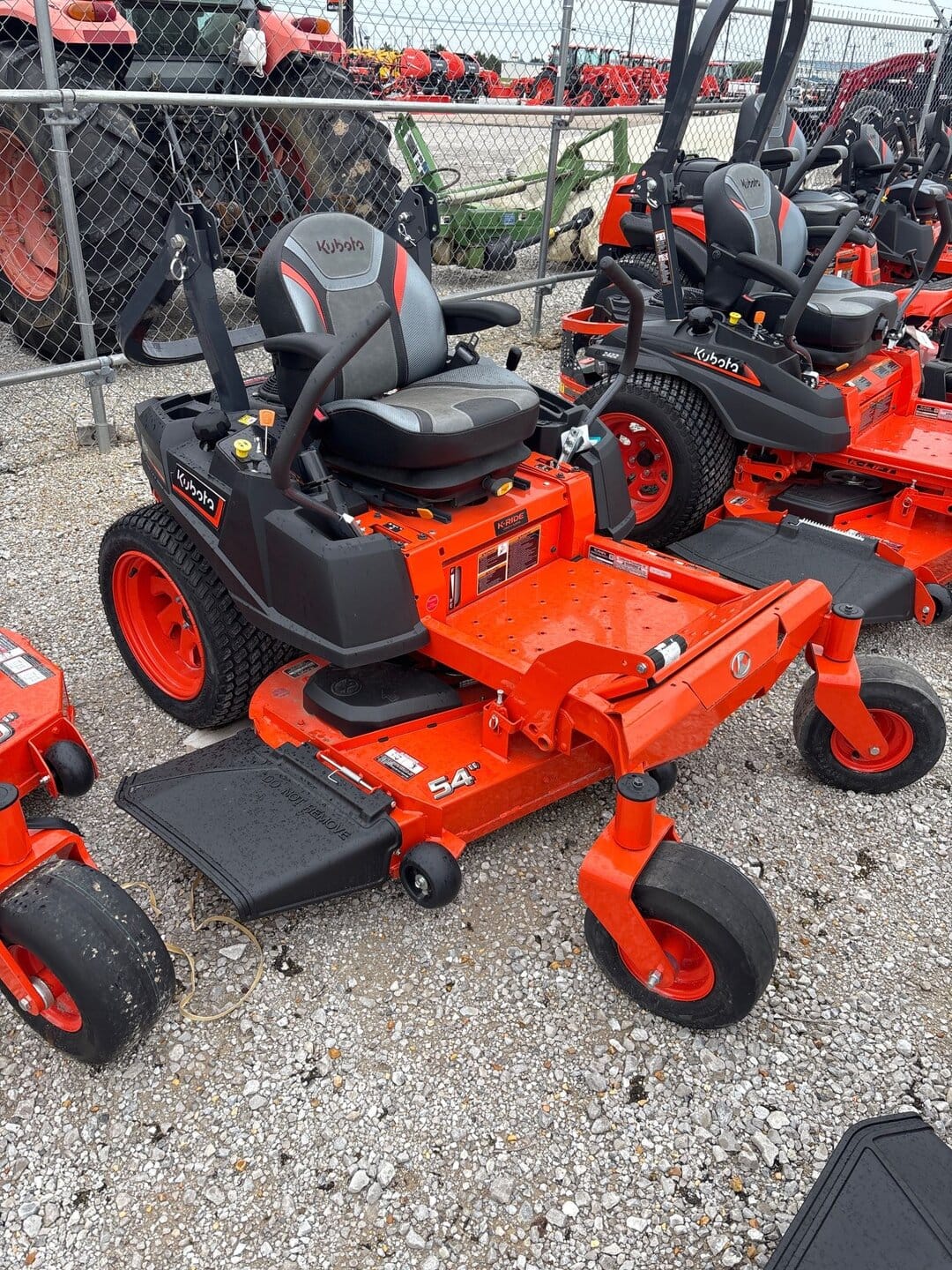Kubota Z252 Equipment Image0