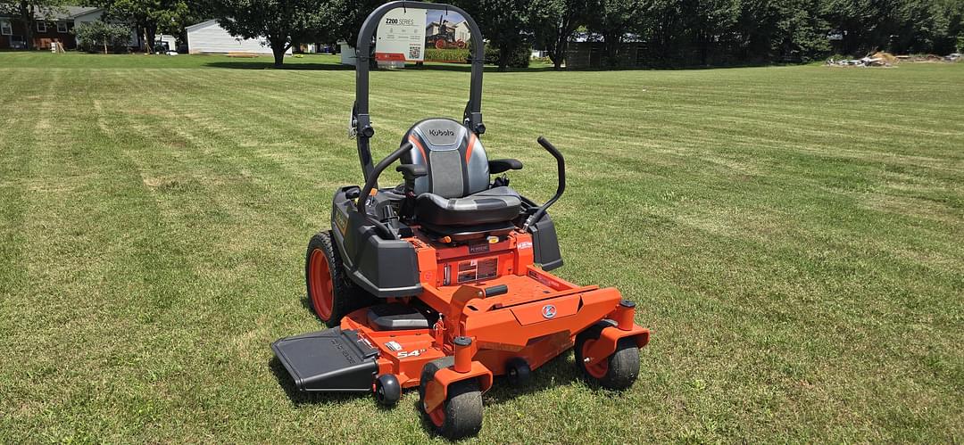 Image of Kubota Z252 Primary image