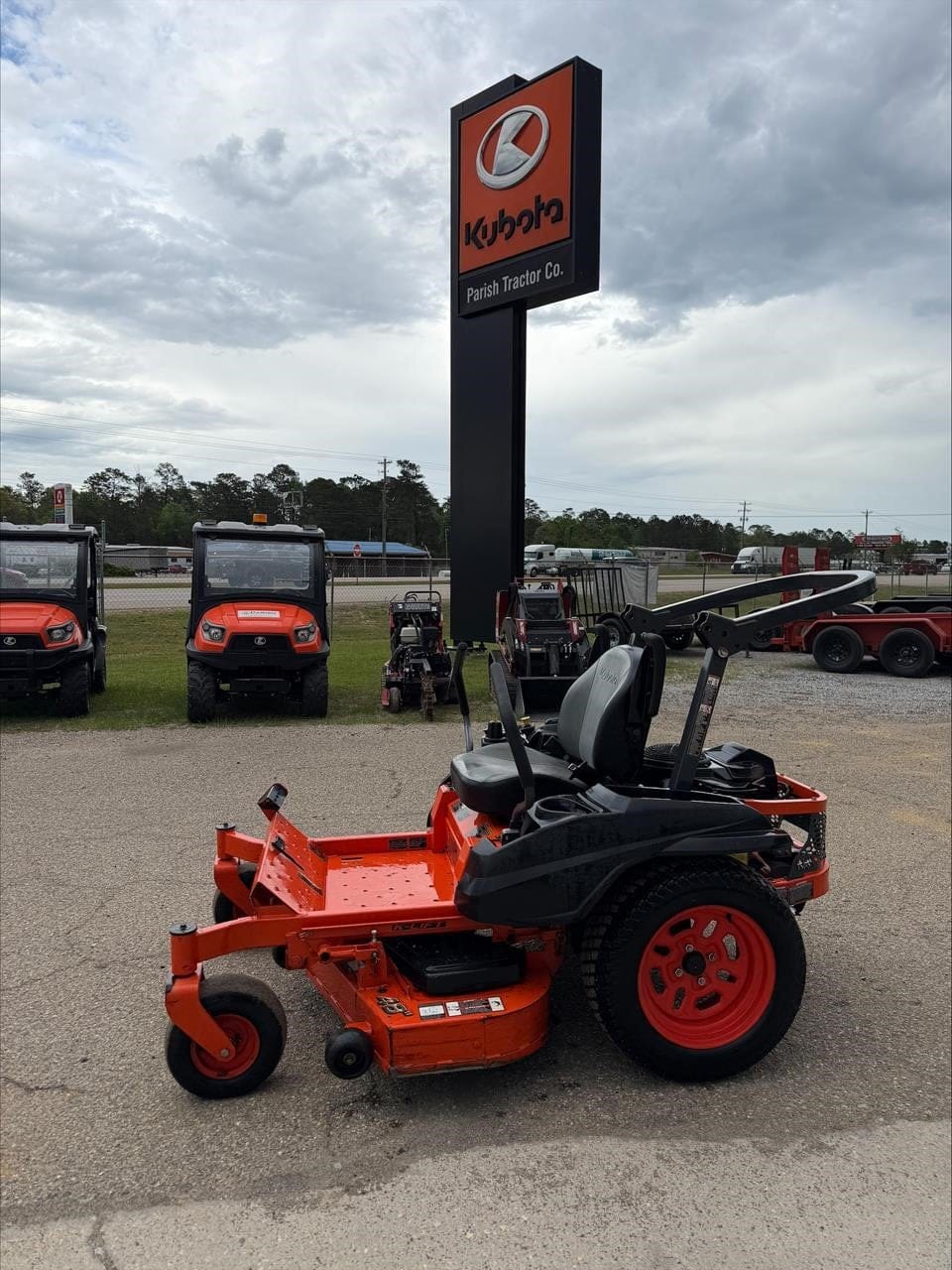 2020 Kubota Z411 Equipment Image0