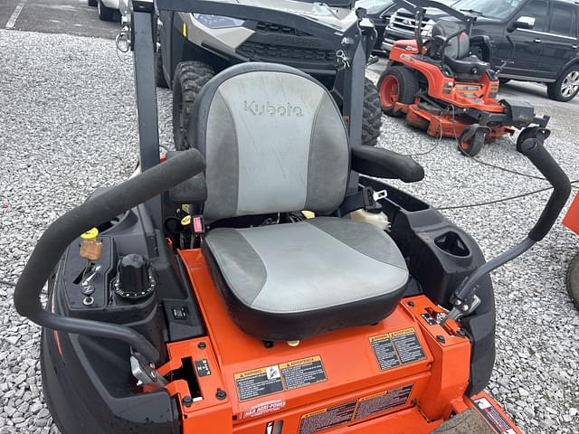 Image of Kubota Z411 equipment image 4