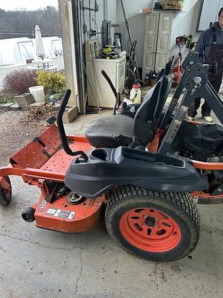 Image of Kubota Z411KW equipment image 4