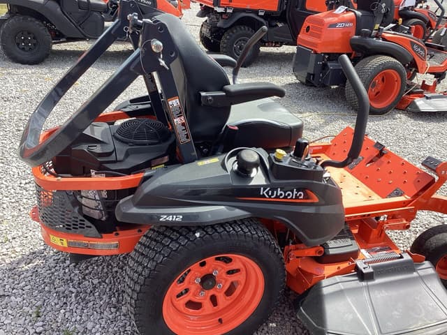 Image of Kubota Z412KW equipment image 1