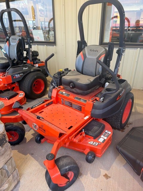 Kubota Z412KWNC-48 Equipment Image0