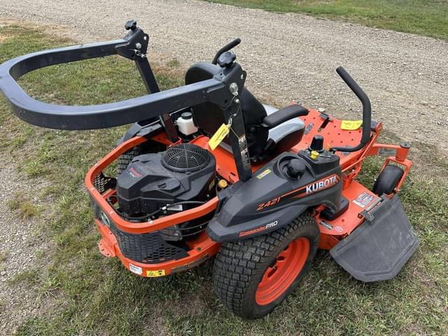 Image of Kubota Z421 equipment image 2