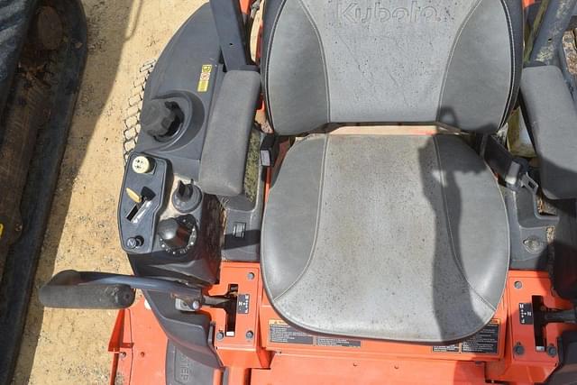 Image of Kubota Z421 equipment image 4