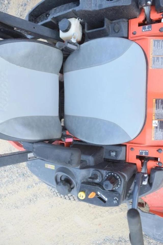 Image of Kubota Z421 equipment image 3