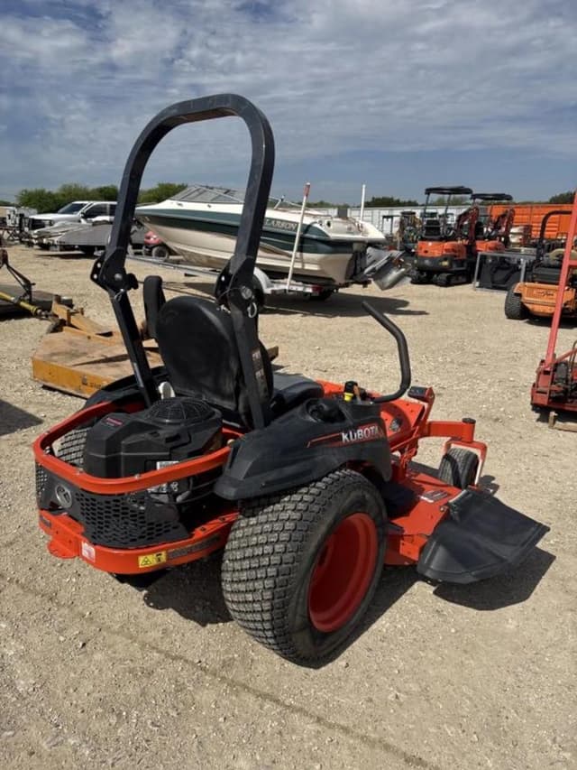 Image of Kubota Z421 equipment image 2