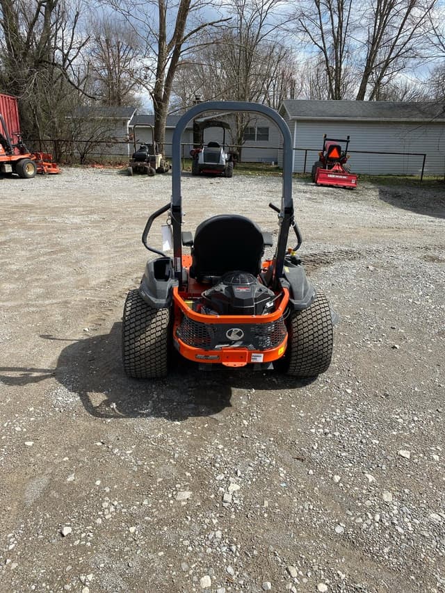 Image of Kubota Z421KW equipment image 3