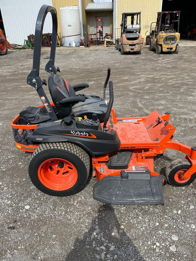 Image of Kubota Z421KW equipment image 1