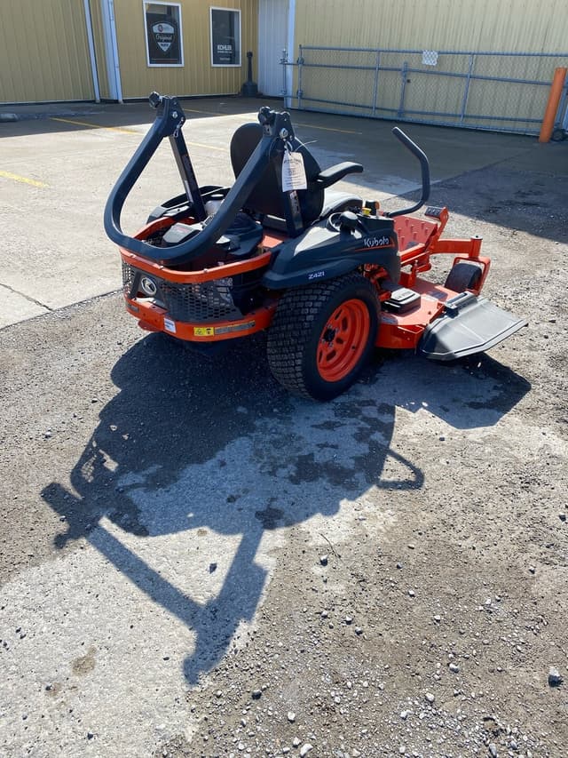 Image of Kubota Z421KWT equipment image 2