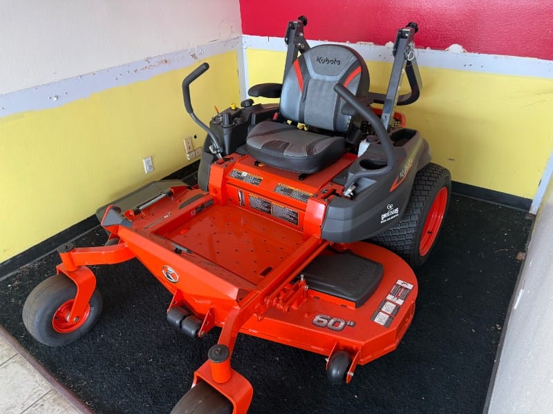 Kubota Z422KWTNC-60 Equipment Image0
