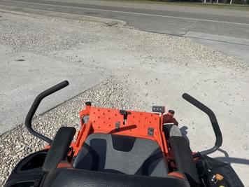 Main image Kubota Z422