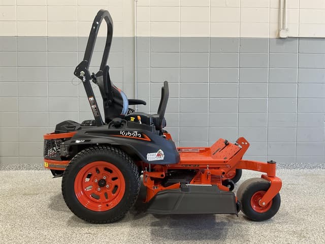 Image of Kubota Z422 equipment image 4