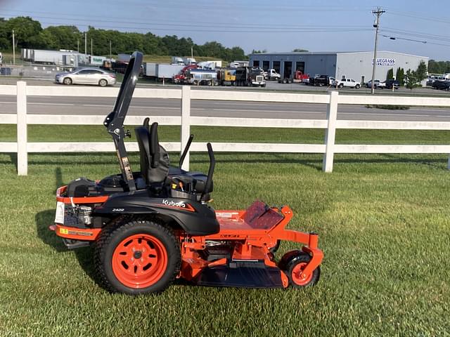 Image of Kubota Z422 equipment image 1
