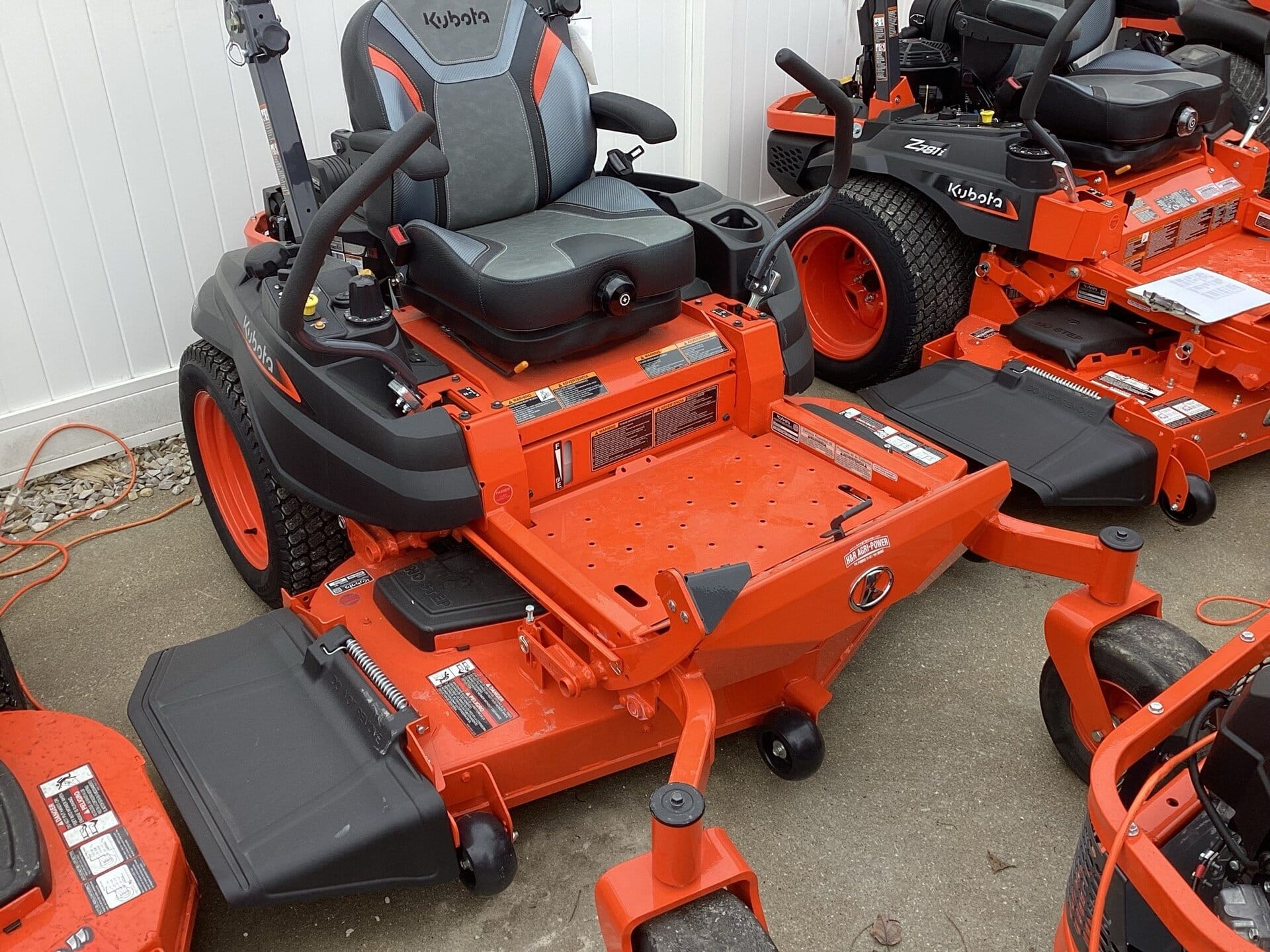 Main image Kubota Z452KWi-54