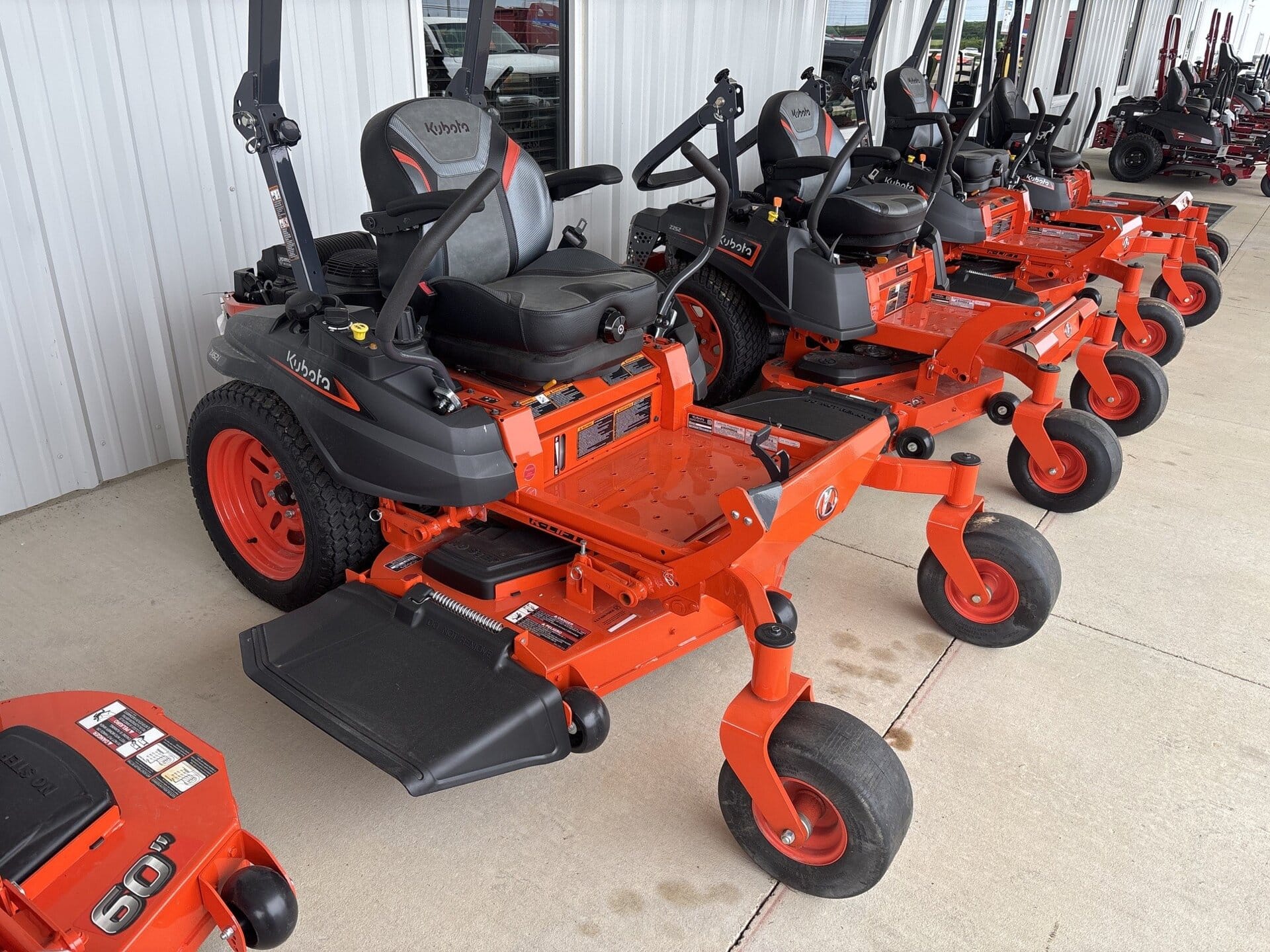 Kubota Z452KWi-54 Equipment Image0