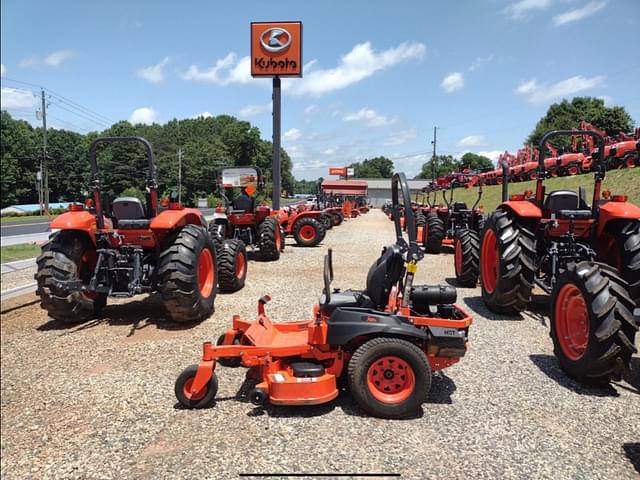 Image of Kubota Z723 equipment image 1