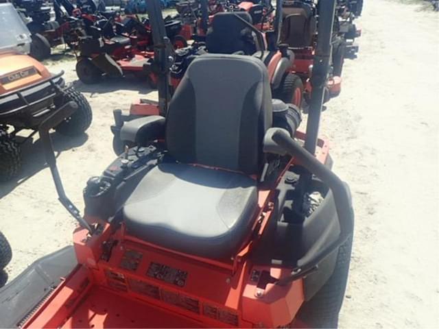 Image of Kubota Z724XKW equipment image 3