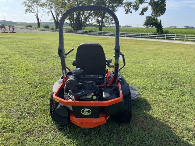 Image of Kubota Z724X equipment image 3