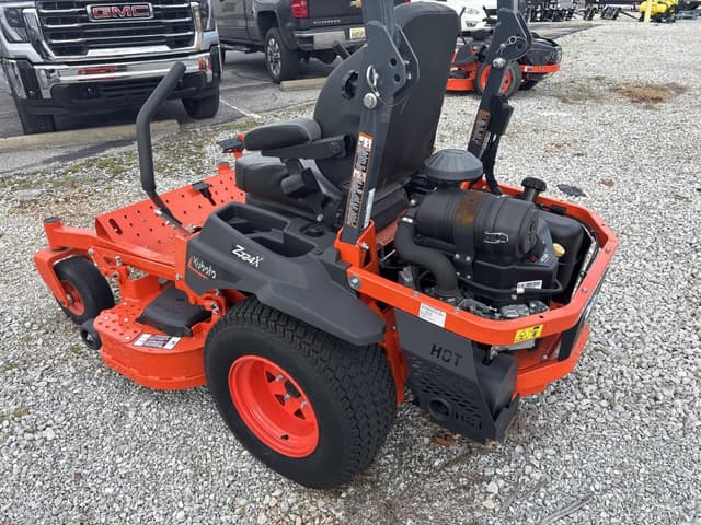 Image of Kubota Z724XKW equipment image 4