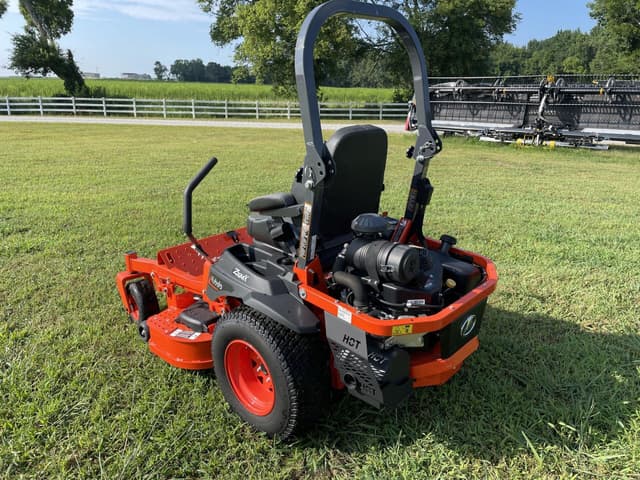 Image of Kubota Z724X equipment image 4