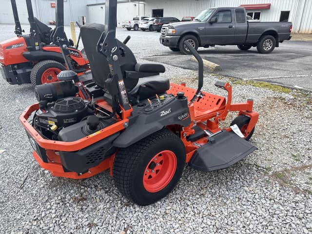 Image of Kubota Z724XKW equipment image 2