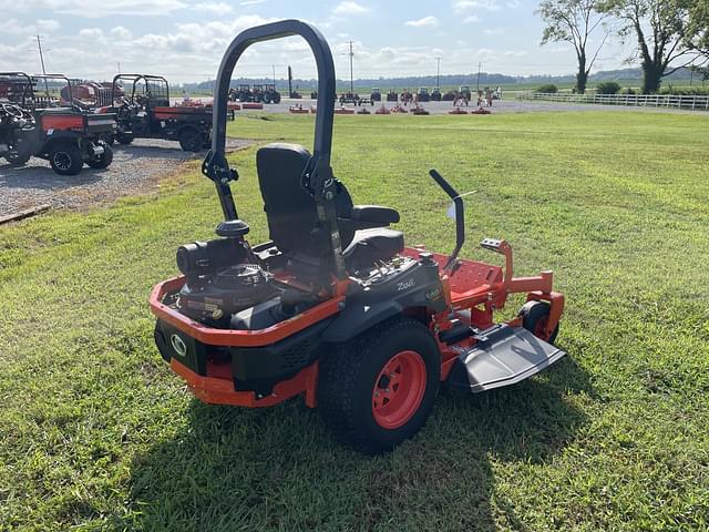 Image of Kubota Z724XKW equipment image 2