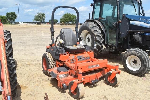 Image of Kubota Z725 equipment image 3