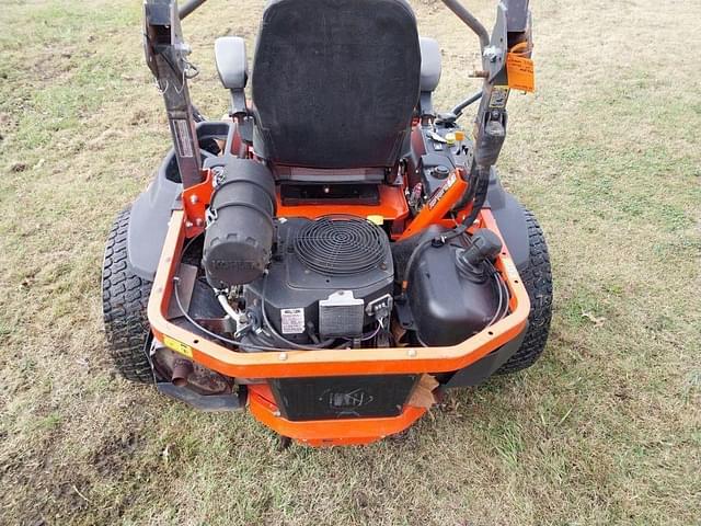 Image of Kubota Z725 equipment image 3