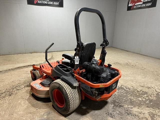 Image of Kubota Z725 equipment image 2