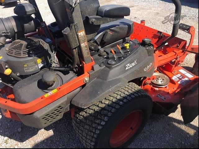 Image of Kubota Z726X equipment image 3